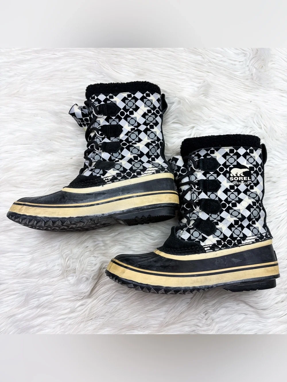 Sorel 1964 Pac Graphic Geometric Fleece Lined Waterproof Winter Duck Boots Gray